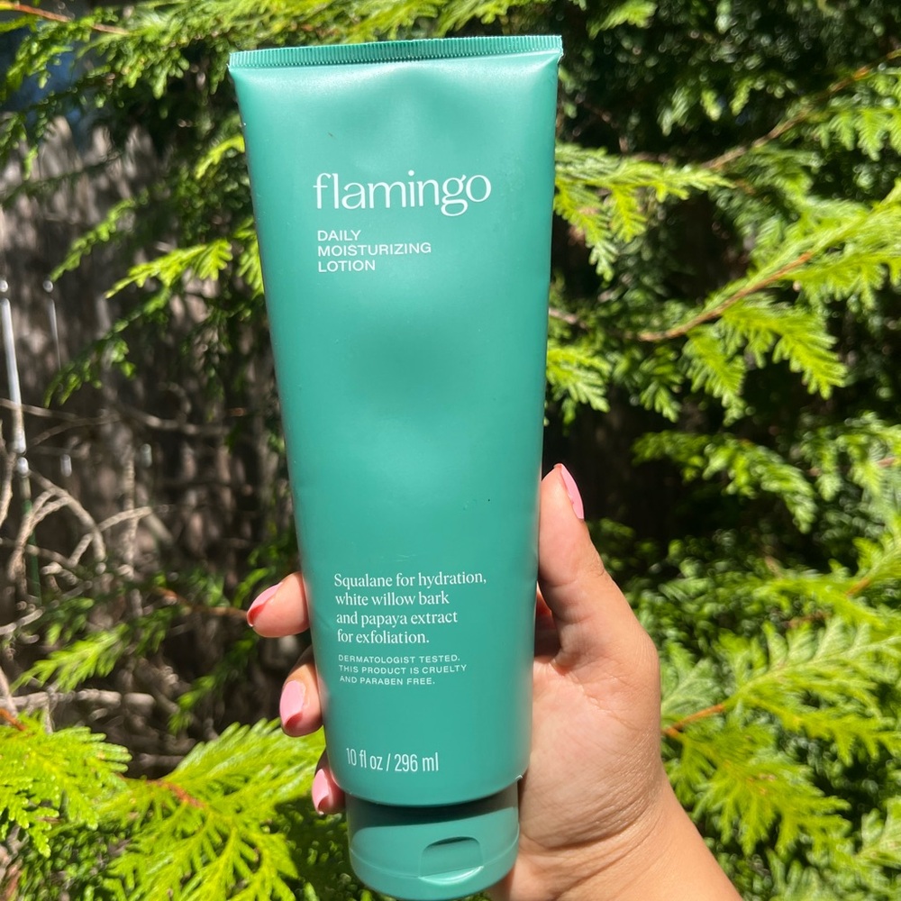 NWOT Flamingo Daily Moisturizing Lotion